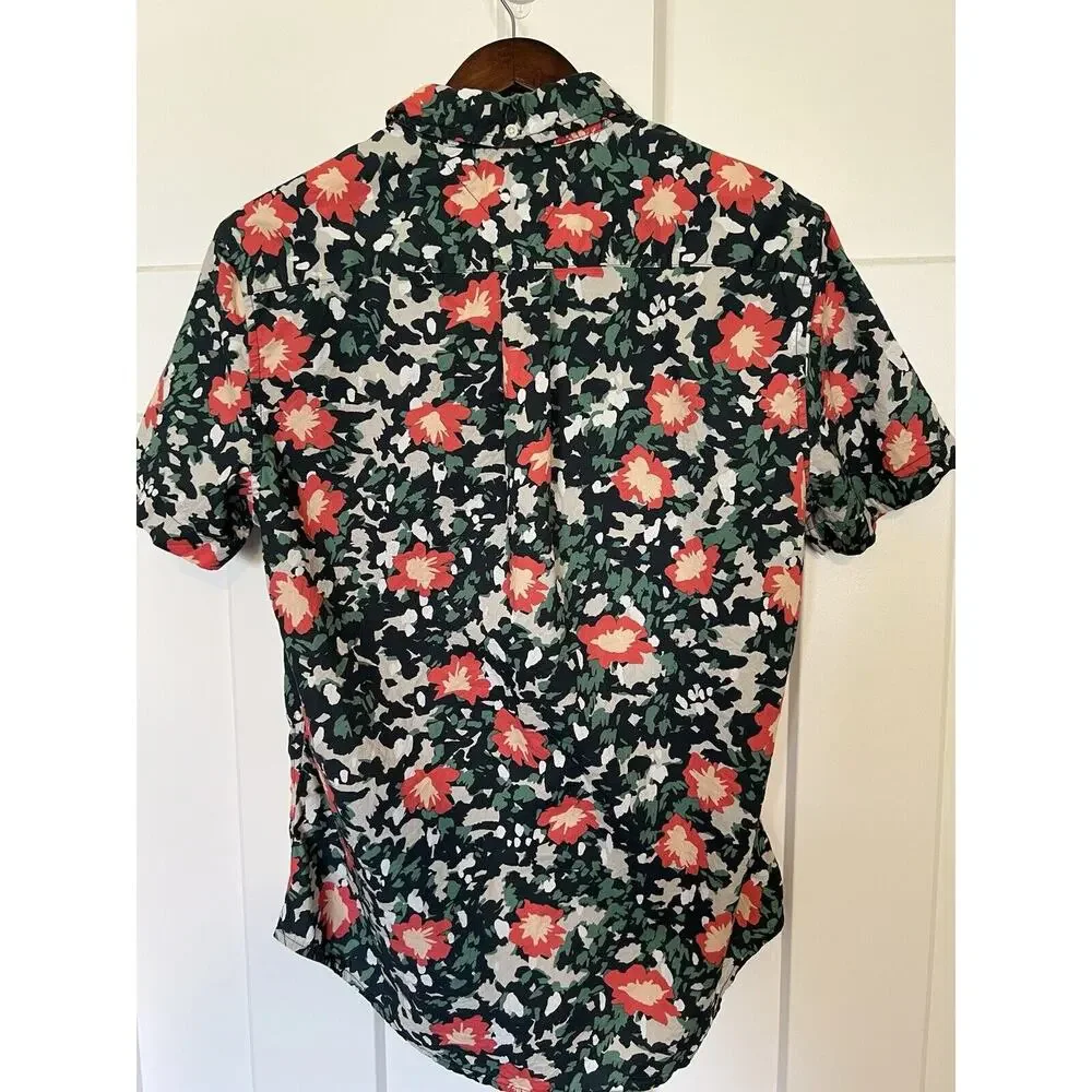 Tommy Hilfiger Men's Short Sleeve Button Up Hawaiian Size Medium Custom Fit - Picture 2 of 9